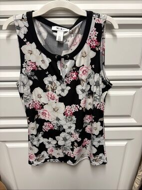 White House Black Market Black Floral Keyhole Tank with Pink & White Blooms